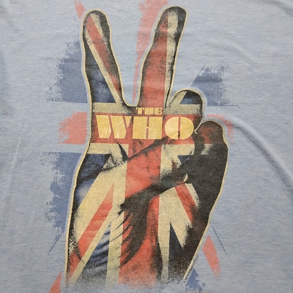 The Who T-Shirt Shirt Size Medium Light Blue Union Jack Peace Sign Live Nation - Picture 2 of 7